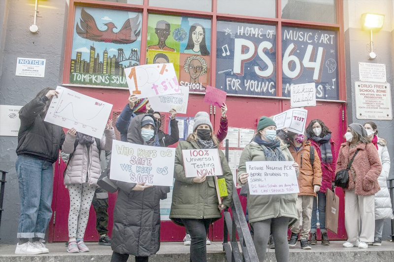 返校学生迎来关闭学校_美国寒假结束可以返校吗？