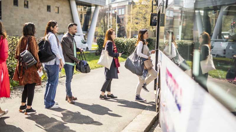 去英国留学要花多少钱?英国出国费用留学详细版！